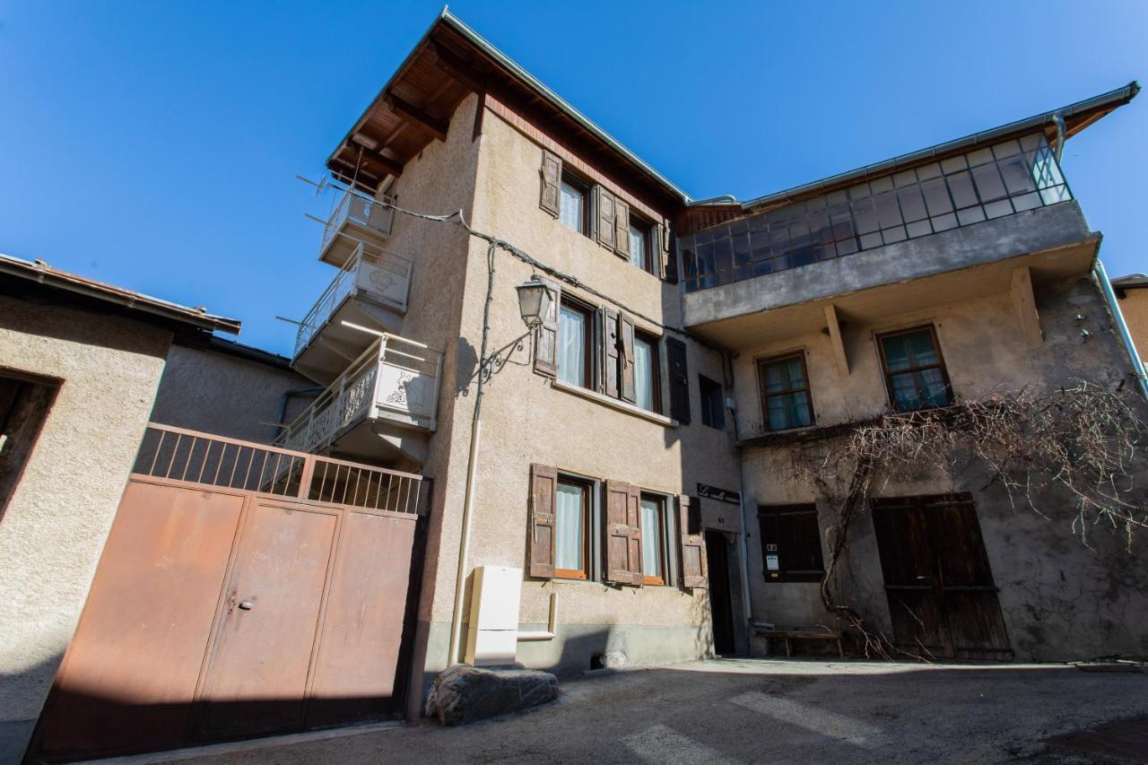 Rez-de-chaussee Centre D'embrun 3 Etoiles Appartement *