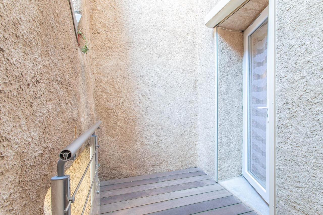 Appartement Rez-de-chaussée Centre D'embrun 3 étoiles Embrun