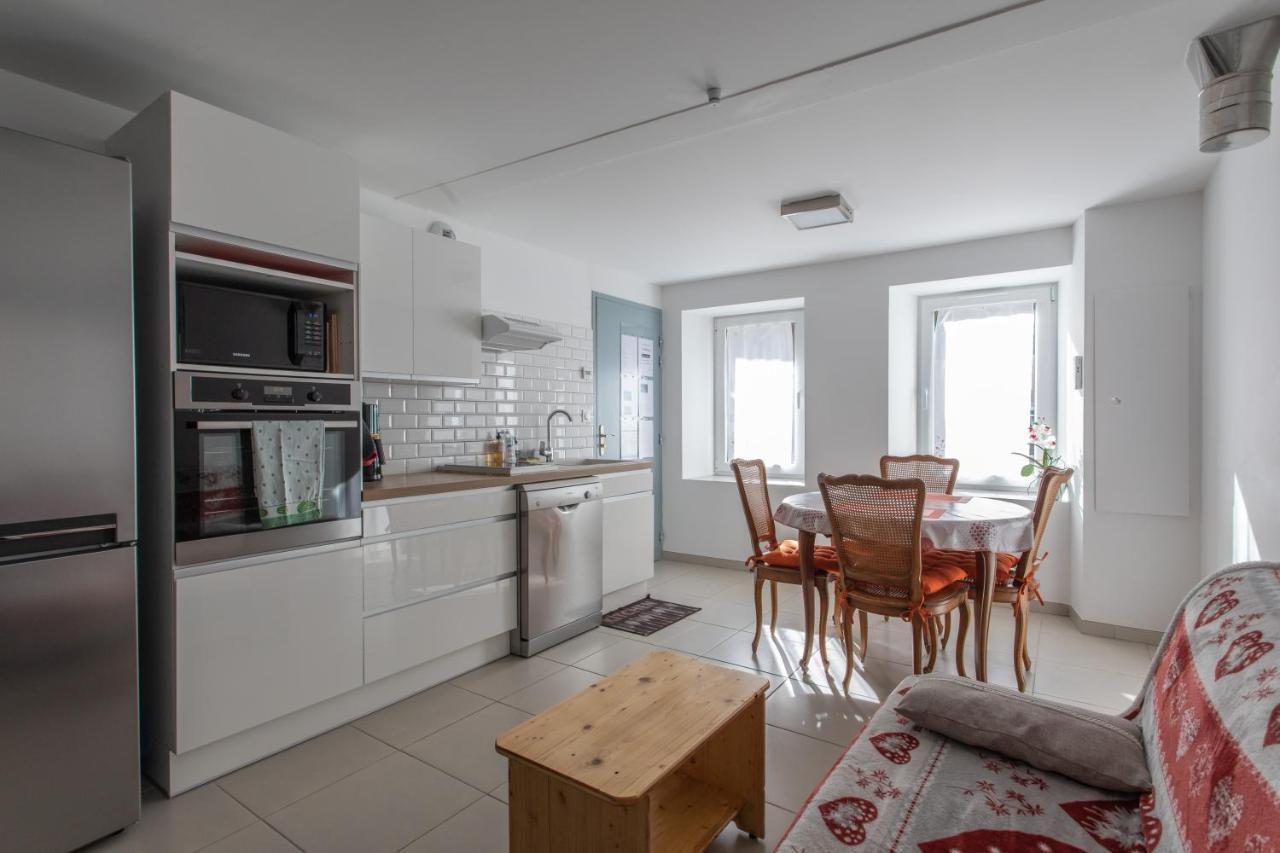 Rez-de-chaussée Centre D'embrun 3 étoiles Appartement